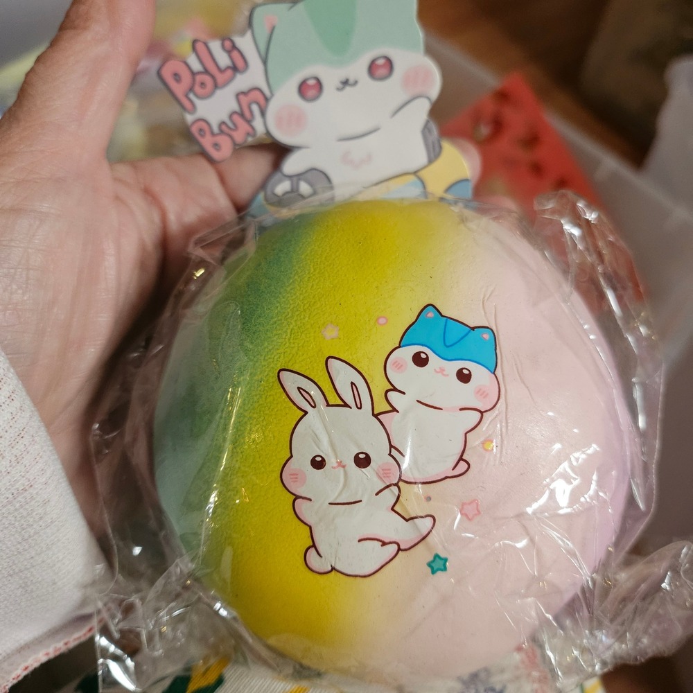 Poli Bun Squishy Jumbo Kawaii Pink Green Yellow Bunny Hamster Squishies Toy